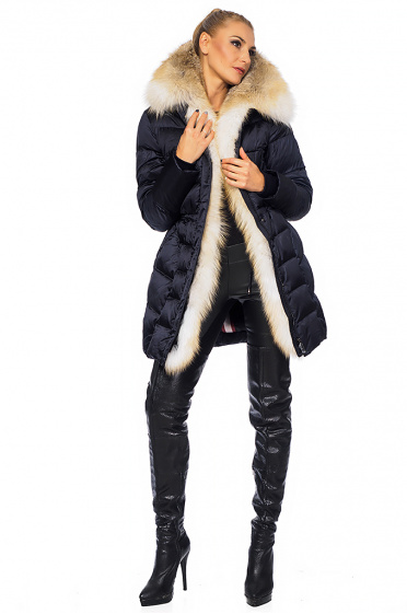  Дамскo пухенo яке с лисица