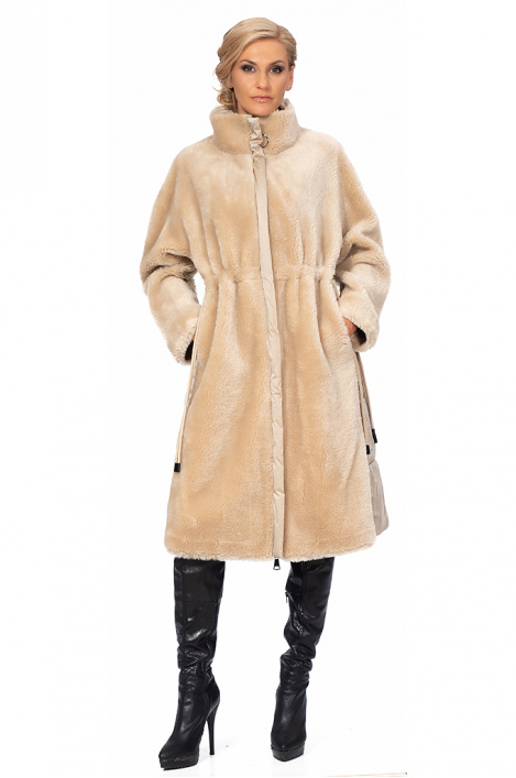 Дамско палто с овча вълна