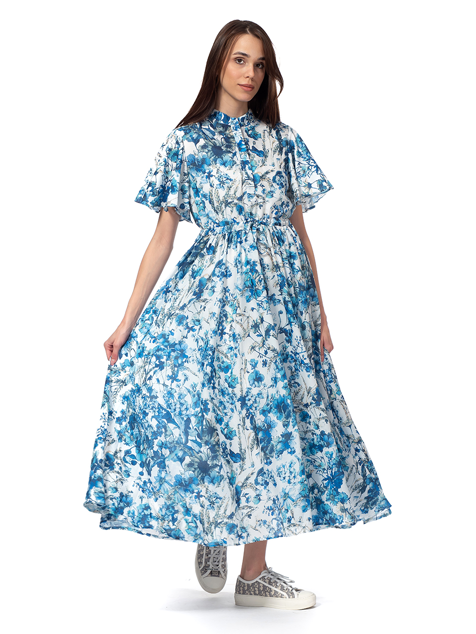 Дамска рокля със сини цветя