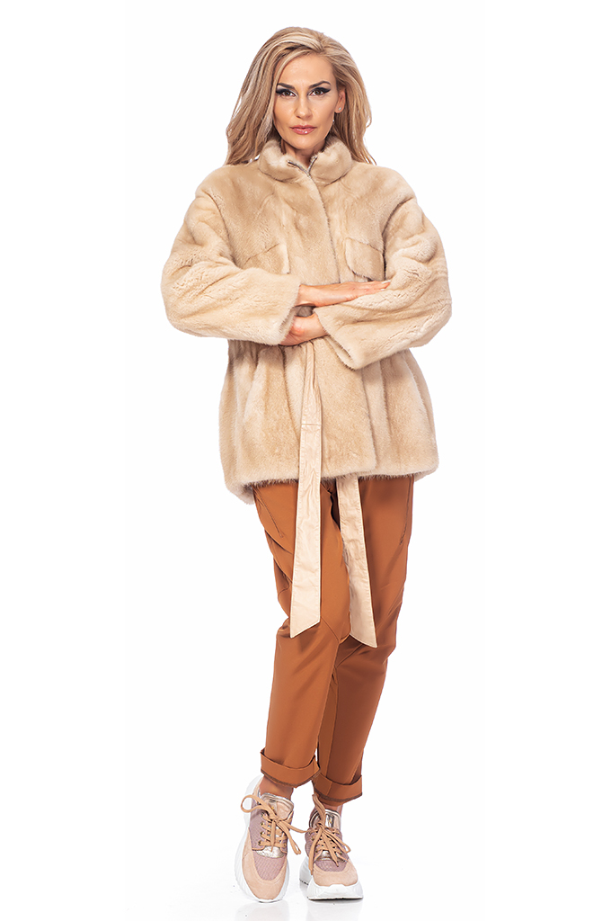 Дамскo кожено палто от визон с колан